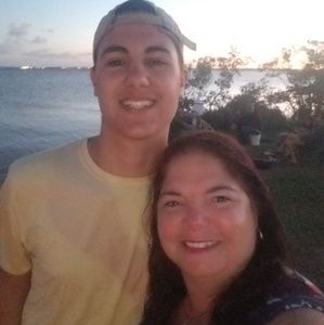 Meet your Posher, Cristine